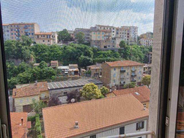 Appartamento in affitto a Vallerano VT