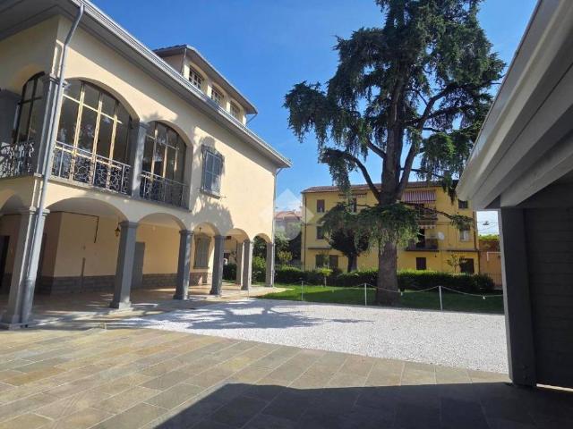 Appartamento in affitto a Valsamoggia via XX Settembre, 6, giardino privato, box, parzialmente arredato TrovaCasa