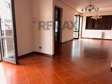 Appartamento in affitto a Valverde via Caramme, 40, non arredato/vuoto, senza ascensore, luminoso TrovaCasa
