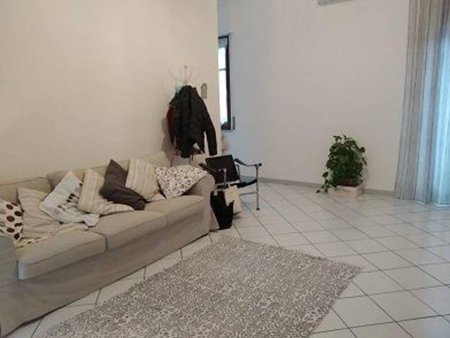 Appartamento in affitto a Valverde