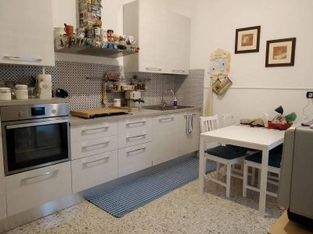 Appartamento in affitto a Valverde