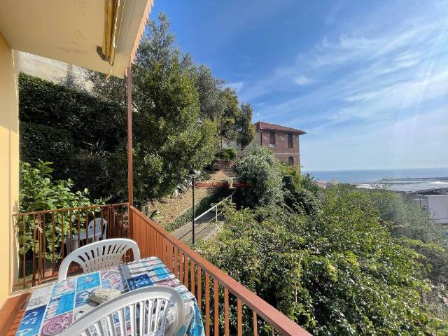 Appartamento in affitto a Varazze SV