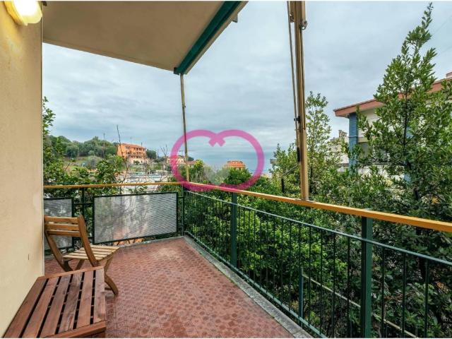 Appartamento in affitto a Varazze SV