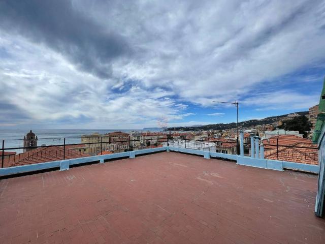 Appartamento in affitto a Varazze SV