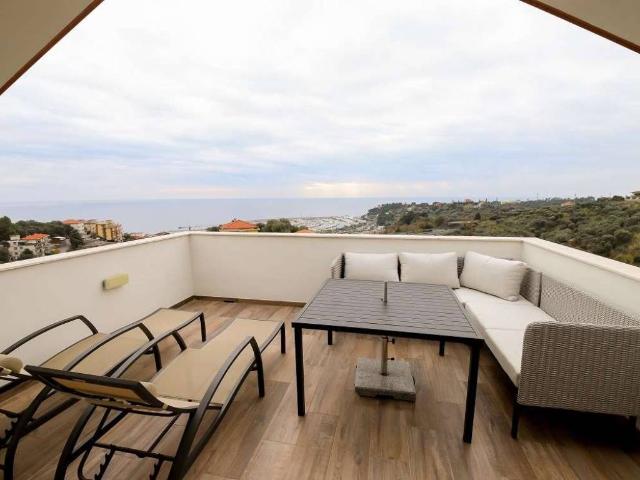 Appartamento in affitto a Varazze SV