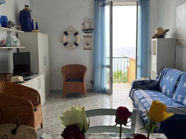 Appartamento in affitto a Varazze via San Nazario, arredato, fronte mare, ascensore TrovaCasa