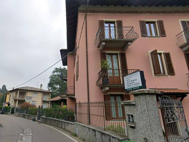 Appartamento in affitto a Varese