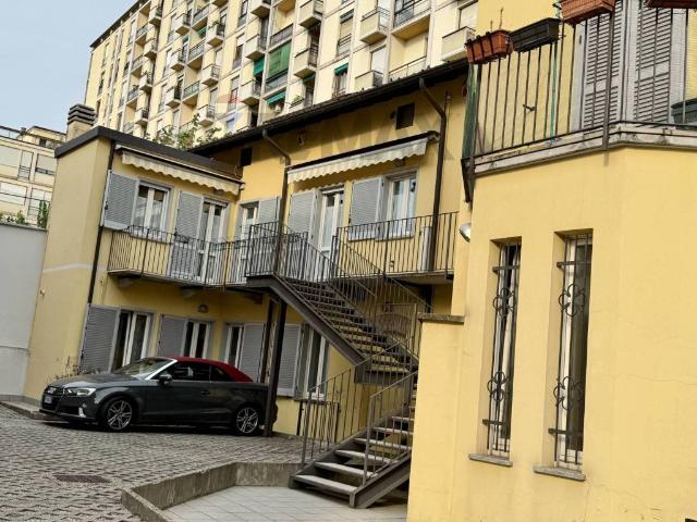 Appartamento in affitto a Varese VA