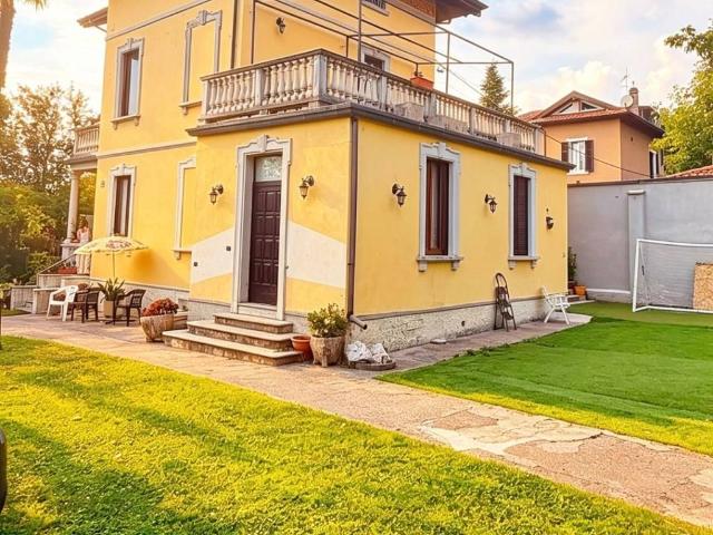 Appartamento in affitto a Varese VA