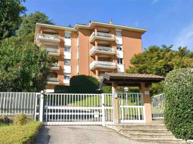 Appartamento in affitto a Varese VA