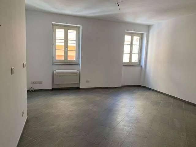Appartamento in affitto a Varese VA