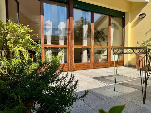 Appartamento in affitto a Varese VA