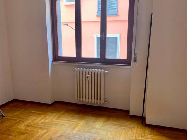 Appartamento in affitto a Varese VA
