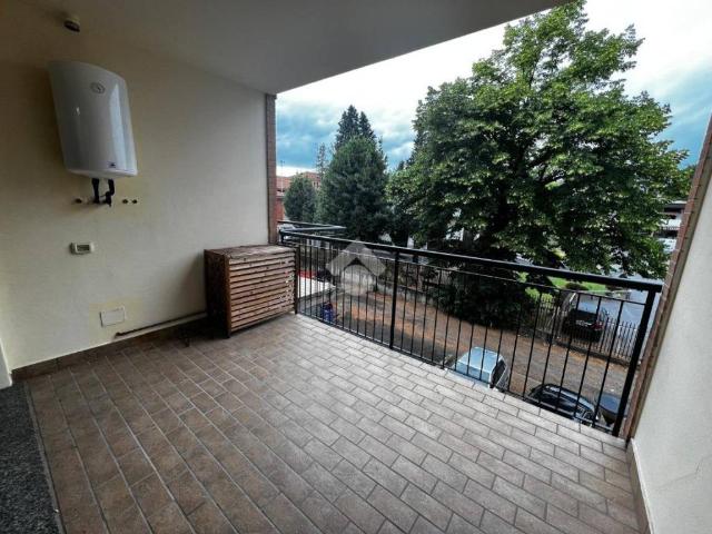 Appartamento in affitto a Varese VA