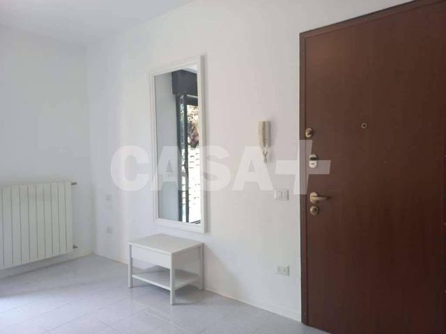 Appartamento in affitto a Varese VA
