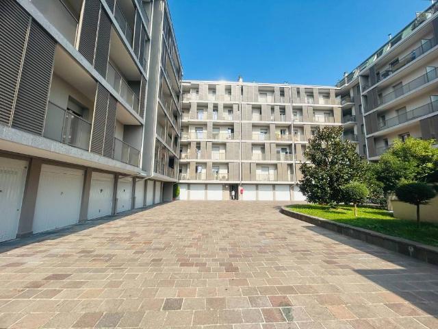 Appartamento in affitto a Varese VA
