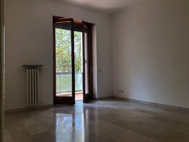 Appartamento in affitto a Varese VA