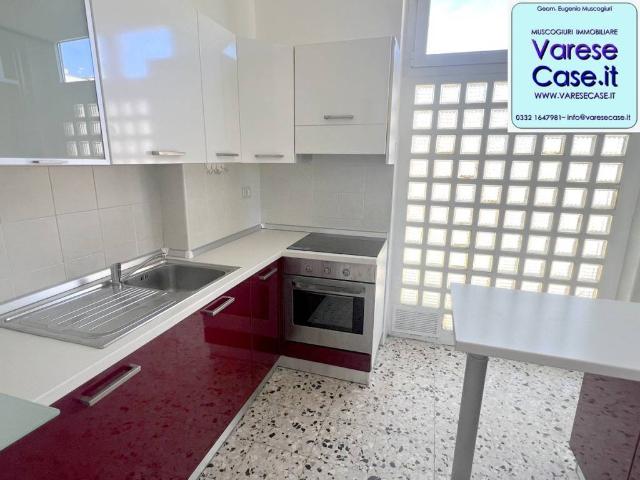 Appartamento in affitto a Varese VA