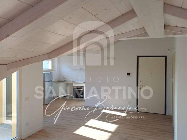 Appartamento in affitto a Varese VA