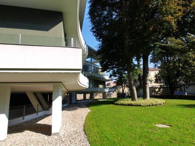 Appartamento in affitto a Varese VA