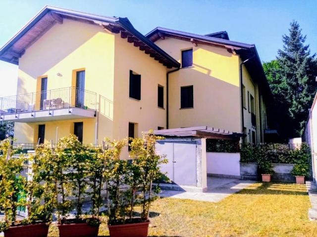 Appartamento in affitto a Varese VA