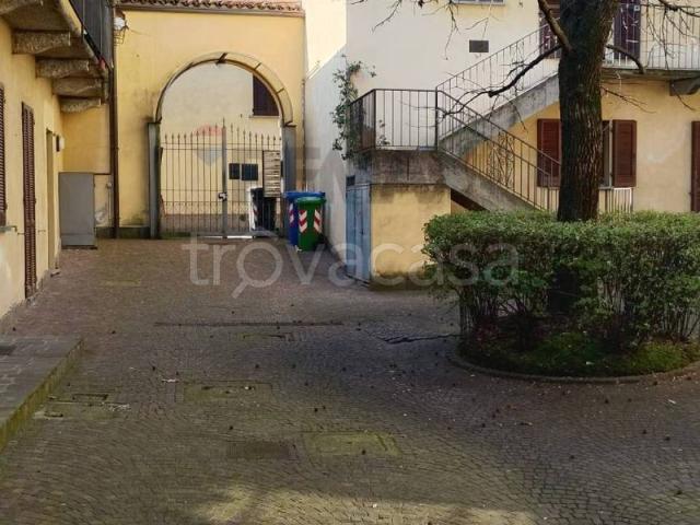 Appartamento in affitto a Varese via ravasi, 35, arredato, posto auto, box TrovaCasa