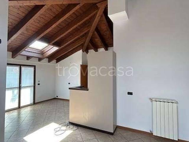 Appartamento in affitto a Varese viale aguggiri, 245, arredato, box, riscaldamento autonomo TrovaCasa