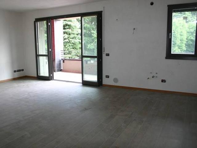 Appartamento in affitto a Vedano al Lambro MB