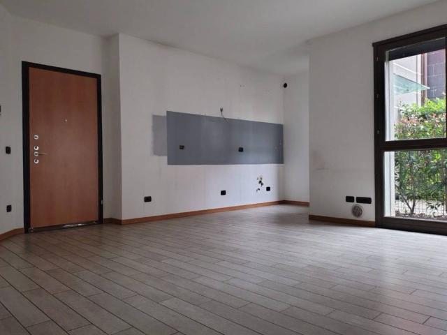 Appartamento in affitto a Vedano al Lambro MB