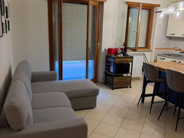 Appartamento in affitto a Velletri, box, terrazzo, parzialmente arredato TrovaCasa