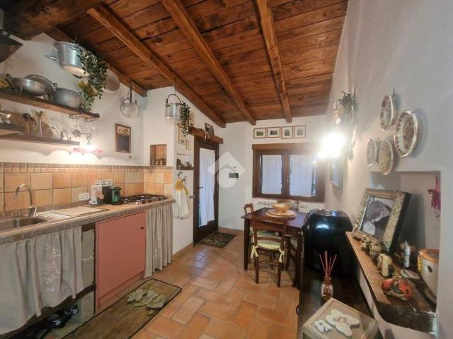 Appartamento in affitto a Velletri, posto auto, giardino condominiale, cucina abitabile TrovaCasa