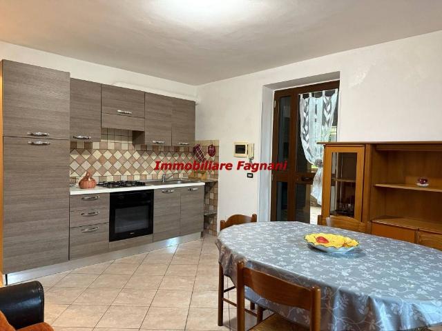 Appartamento in affitto a Velletri via Spirito Santo, arredato, terrazzo, cucina a vista TrovaCasa