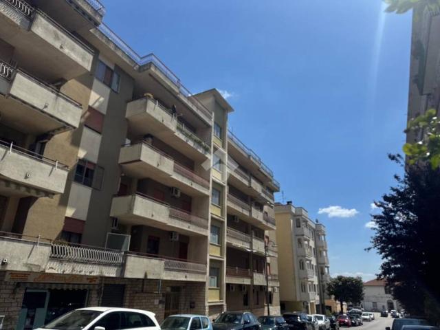 Appartamento in affitto a Venafro viale Vittorio Emanuele iii, 27, non arredato/vuoto, ristrutturato, centrale TrovaCasa