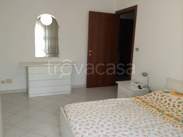 Appartamento in affitto a Venaria Reale via Nazario Sauro, 71, arredato, riscaldamento autonomo, giardino condominiale TrovaCasa