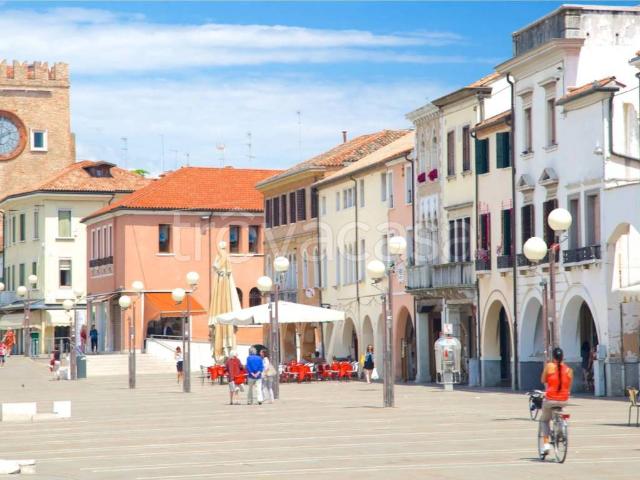 Appartamento in affitto a Venezia viale Giuseppe Garibaldi, 1, arredato, posto auto, terrazzo TrovaCasa