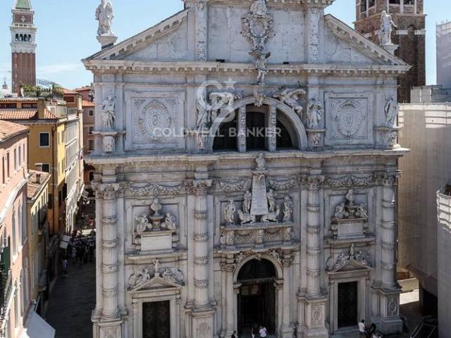 Appartamento in Affitto a Venezia – Zona: San Marco