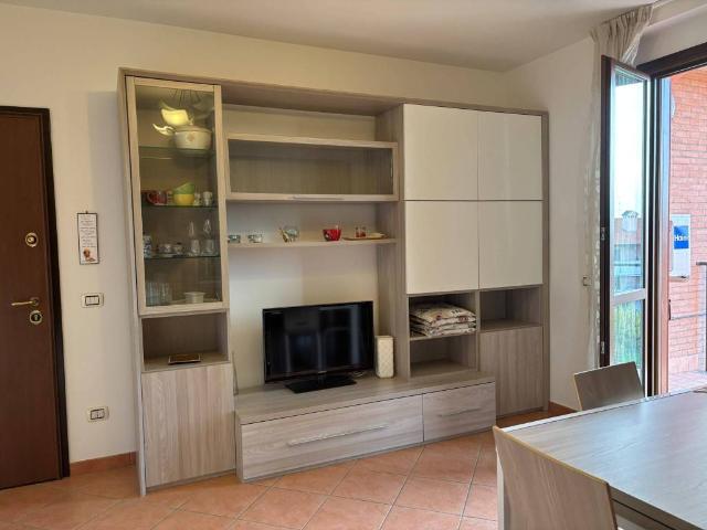 Appartamento in affitto a Vernate MI