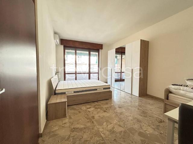 Appartamento in affitto a Verona via 24 Maggio, 20, arredato, balcone, cucina abitabile TrovaCasa