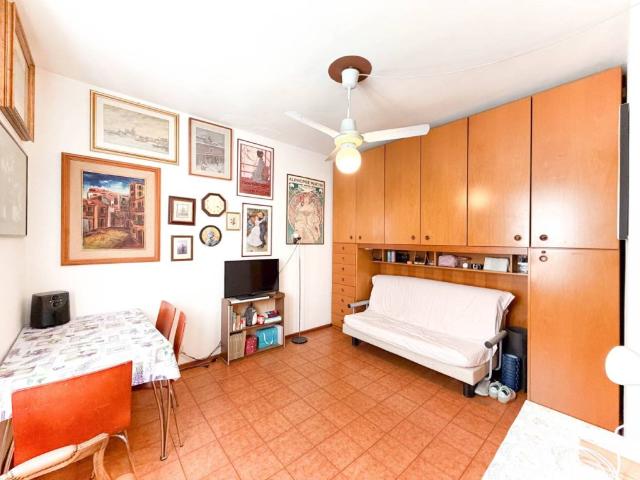 Appartamento in affitto a Verona via Museo, 3, arredato, luminoso, bagno finestrato TrovaCasa