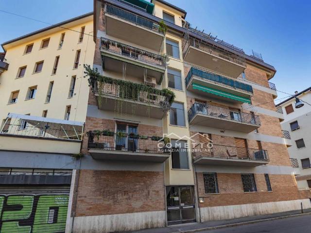 Appartamento in affitto a Verona via San Cristoforo, 3, arredato, ristrutturato, lavatrice TrovaCasa