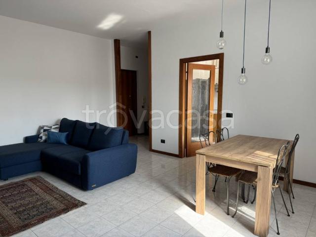 Appartamento in affitto a Verona via san vitale n.7, arredato, ascensore, centrale TrovaCasa