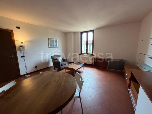 Appartamento in affitto a Verona via Tezone, 5, arredato, vista panoramica, ascensore TrovaCasa