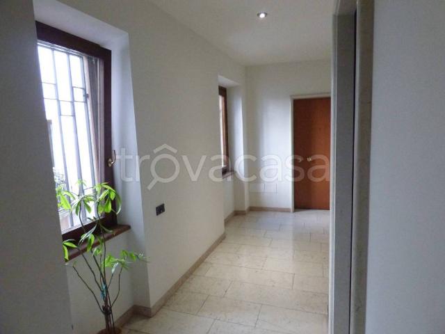 Appartamento in affitto a Verona vicolo Morette, 3, riscaldamento autonomo, balcone, cucina abitabile TrovaCasa