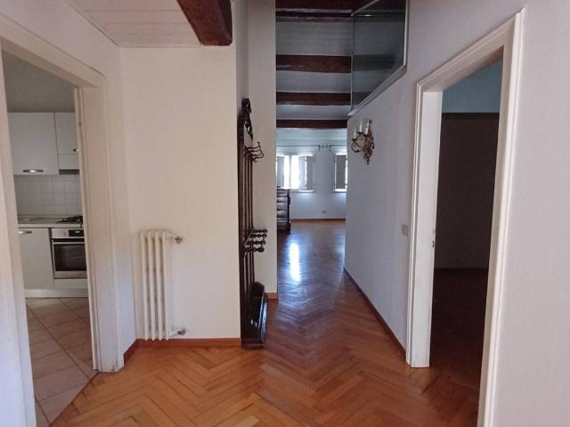 Appartamento in affitto a Verona VR
