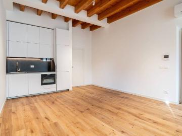 Appartamento in affitto a Verona VR