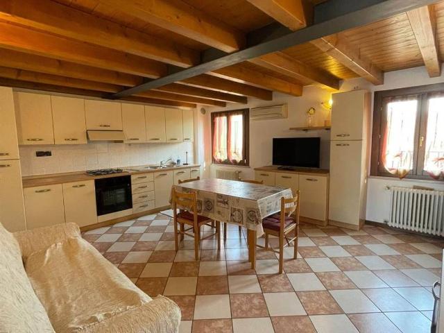 Appartamento in affitto a Verona VR