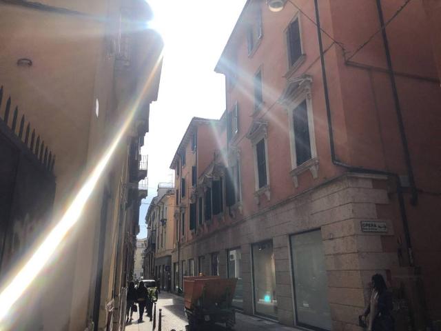 Appartamento in affitto a Verona VR
