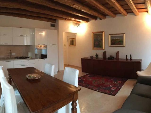Appartamento in affitto a Verona VR