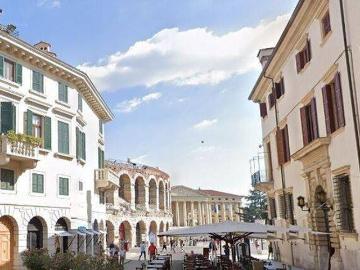 Appartamento in affitto a Verona VR