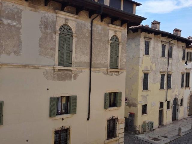 Appartamento in affitto a Verona VR